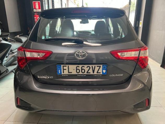 TOYOTA Yaris 1.0 5 porte Lounge rif. 23794661 - Foto 4