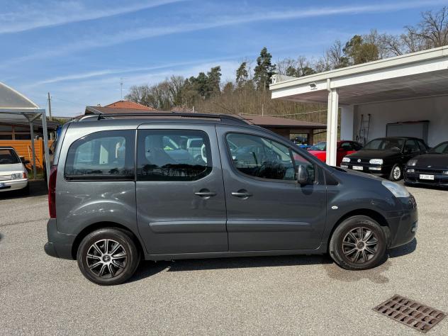 Peugeot Partner Tepee 1.6 hdi Active (premium) 92cv E5 - Foto 5