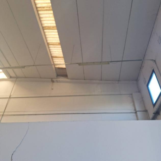 Immobile di 250 m² con 2 locali in affitto a Sassuolo