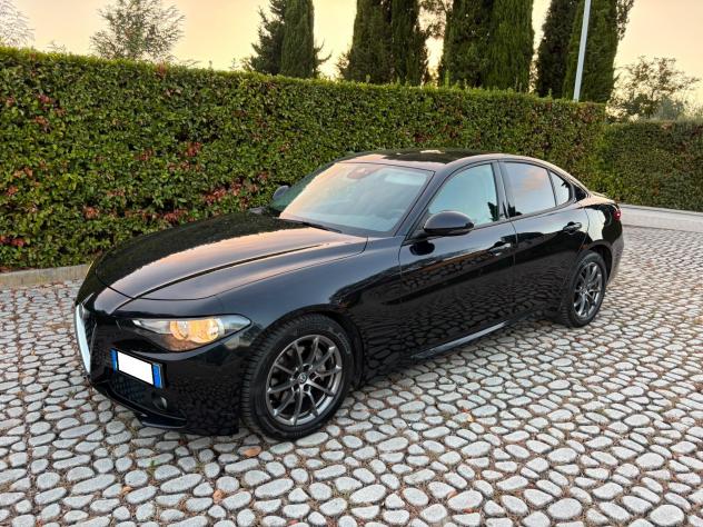 ALFA Giulia 2.2Turbodiesel 180CV 6M Super -08-2018