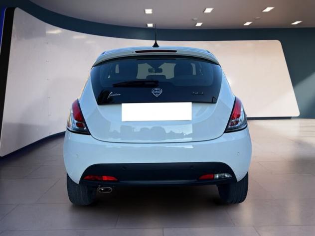 Lancia Ypsilon 1.0 FireFly 5 porte S&S Hybrid Gold - Foto 4