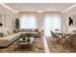Appartamento di 140 m² con 5 locali e box auto in vendita a Milano
