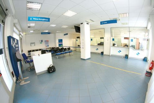 Locale commerciale uso ufficio banca assicurazione