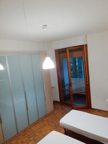 ampia camera singola solo ragazze 18 metri - Foto 5