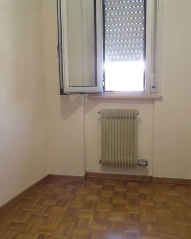 4126 Tricamere biservizi non arredato zona ospedale - Foto 7