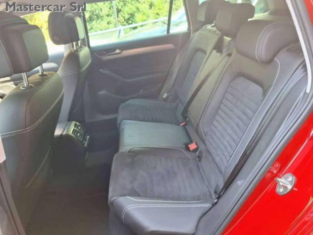 VOLKSWAGEN Passat Variant Passat VIII Variant 2.0 tdi Executive 150cv dsg - rif. 24138261 - Foto 10