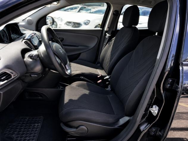 Lancia Ypsilon 1.0 FireFly 5 porte S&S - Foto 4