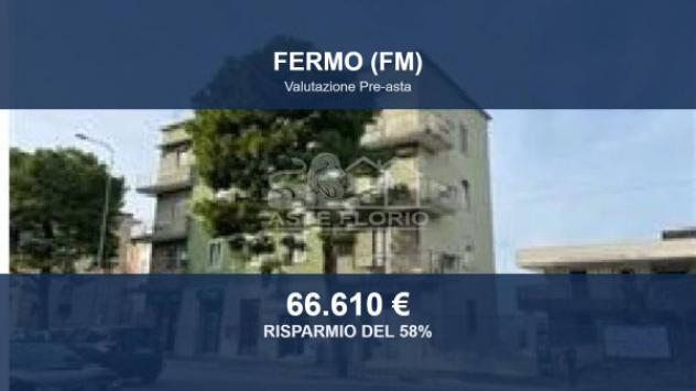 Immobile in asta di 102 m² con più di 5 locali in vendita a Fermo