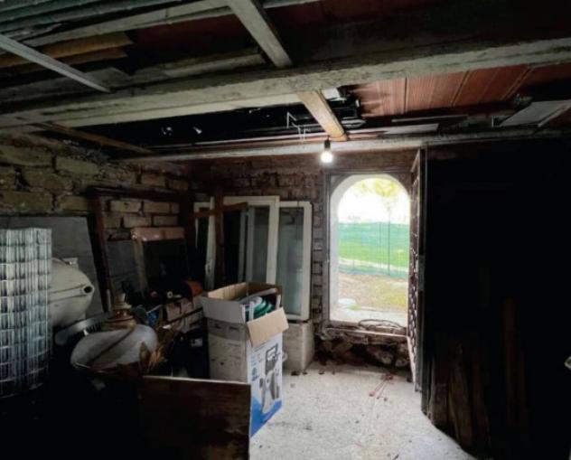 Immobile in asta di 138 m² con più di 5 locali e box auto in vendita a Scandriglia - Foto 6