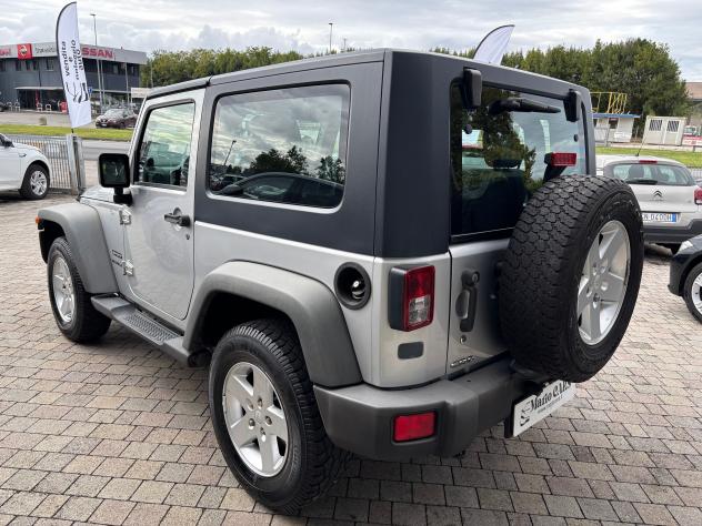 Jeep Wrangler Wrangler 3p 2.8 crd Sport dpf - Foto 6