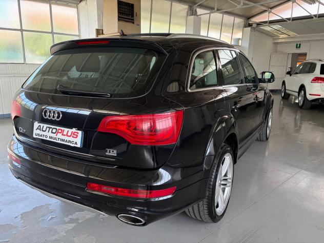 Audi Q7 3.0 V6TDI 245 CV 7POSTI PACK V12 - Foto 5