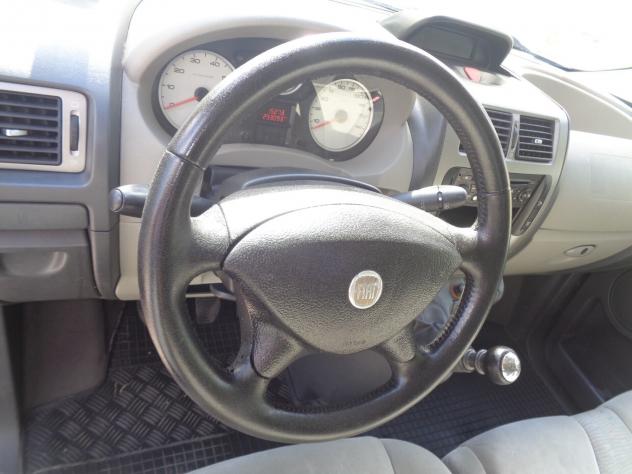 Fiat Scudo 2.0 MJT 6m 9 posti da vetrina - Foto 7