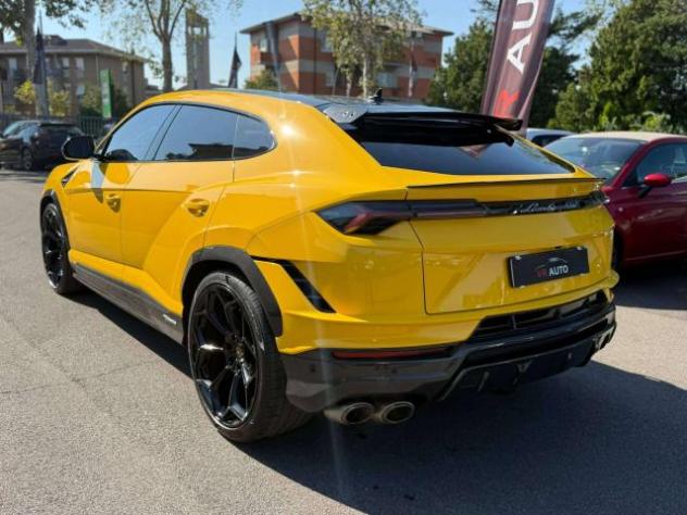 Lamborghini Urus 4.0 V8 S auto 5posti FULL CARBON (Ex Calciatore) Lit Price ? 349.742 - Foto 4