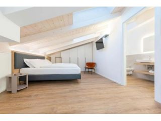 Room in Via San Giovanni, Trento for 78 m² with 2 bedrooms