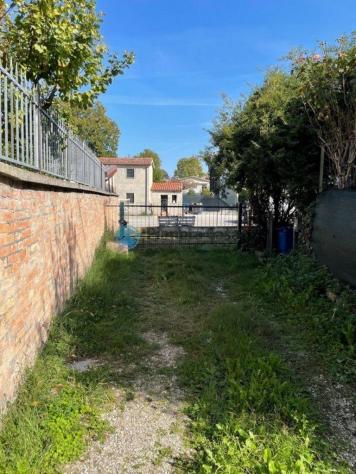 NOVENTA CENTRO: indipendente con giardino 1500 mq. - Foto 12