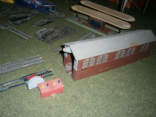 materiali ex Plastico trenino artigianale anni '70+ treni ecc. - Foto 2