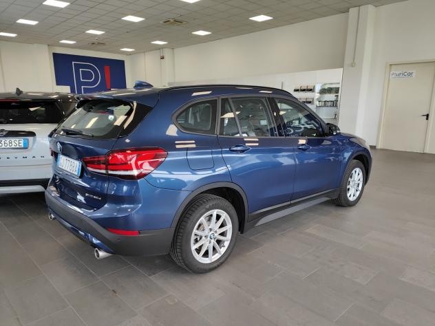 BMW X1 sDrive20d Auto Navi Adap.Cruise Camera+Sensori - Foto 8