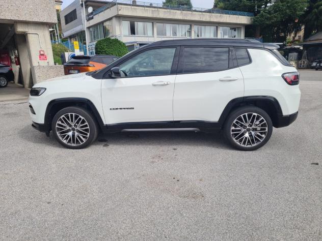 Jeep Compass e-Hybrid 1.5 Turbo MHEV T4 96kW Summit DDCT - Foto 7