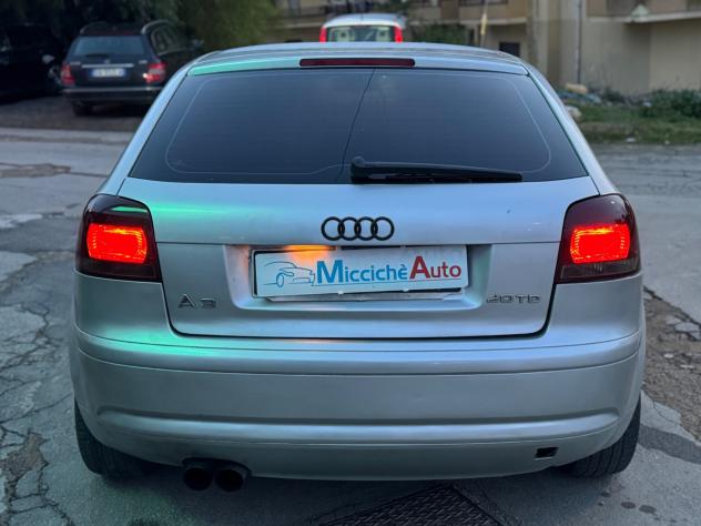 AUDI A3 2.0 TDI 140 CV AMBITION - Foto 8