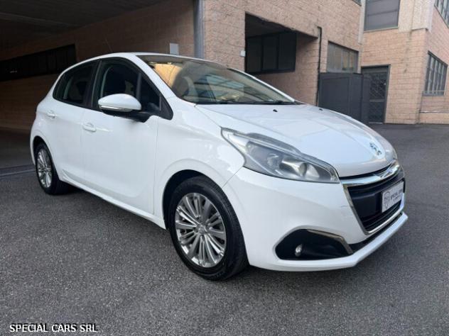 Peugeot 208 1.2 PureTech "motore nuovo 0 km" - Foto 2