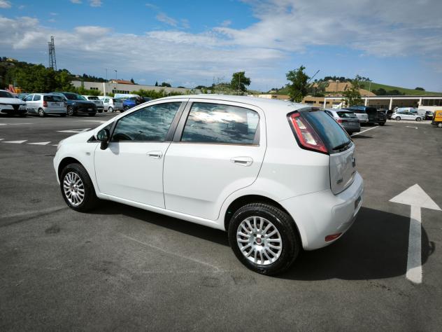 Fiat Punto 1.4 8V 5 porte Natural Power Street - Foto 7