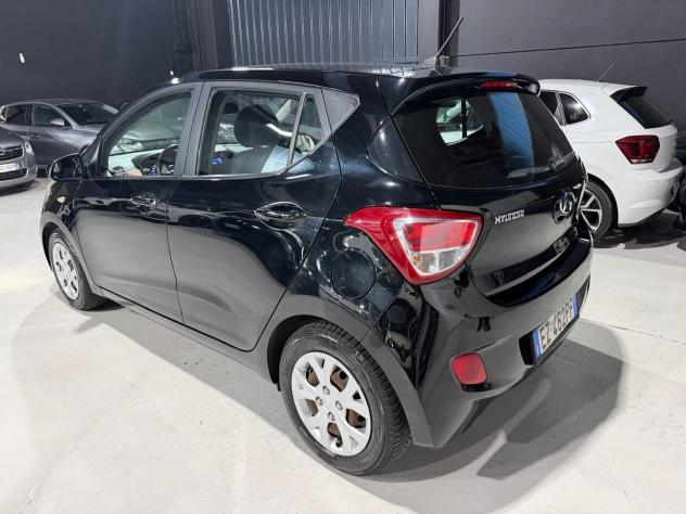Hyundai i10 Benzina Neopatentati - Foto 6
