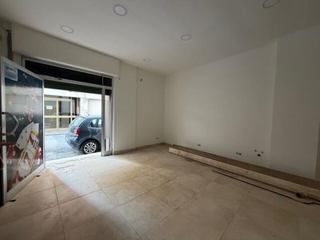 1 Vetrina in affitto a Nettuno - Foto 6
