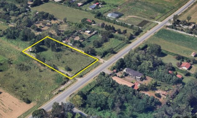 Terreno di 4200 m² in vendita a Desio
