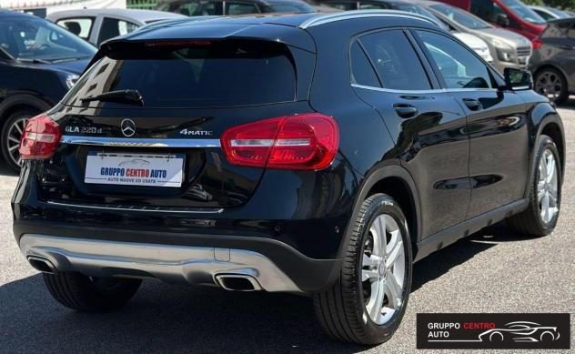 MERCEDES - Classe GLA - GLA 220 d Automatic 4Matic Premium - Foto 4