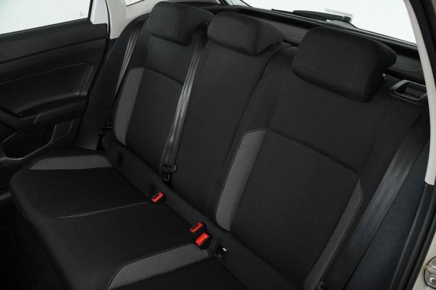 Volkswagen Polo 1.0 TSI Life 95CV - Foto 10