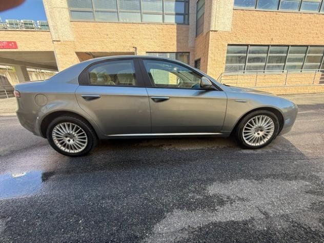 Alfa Romeo 159 1.9 JTDm 16V Distinctive Q-Tronic - Foto 5