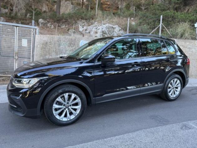 VOLKSWAGEN Tiguan 2.0 TDI 150 CV SCR DSG Life rif. 24024530 - Foto 4