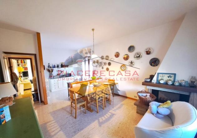 Ficulle - Appartamento con terrazza panoramica, ampia soffitta e locali accessori in vendita a due passi dal centro storico -Riferimento Ap651 - Foto 5