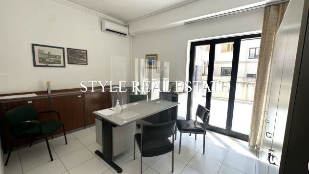 SIRACUSA AMPIO UFFICIO 485MQ CON 4 UNITA E 3 TERRAZZE ALIVELLO - Foto 3