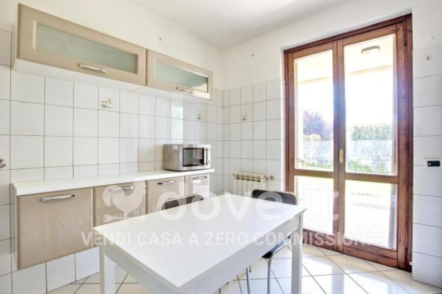 Villa di 250 m² con più di 5 locali e box auto doppio in vendita a Brebbia - Foto 19