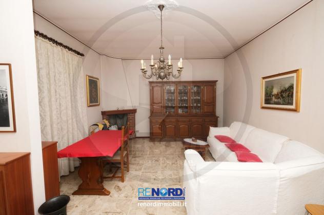 VILLA di 5 vani e di 187 mq (CURA CARPIGNANO) rif. VID6266_1 - Foto 9
