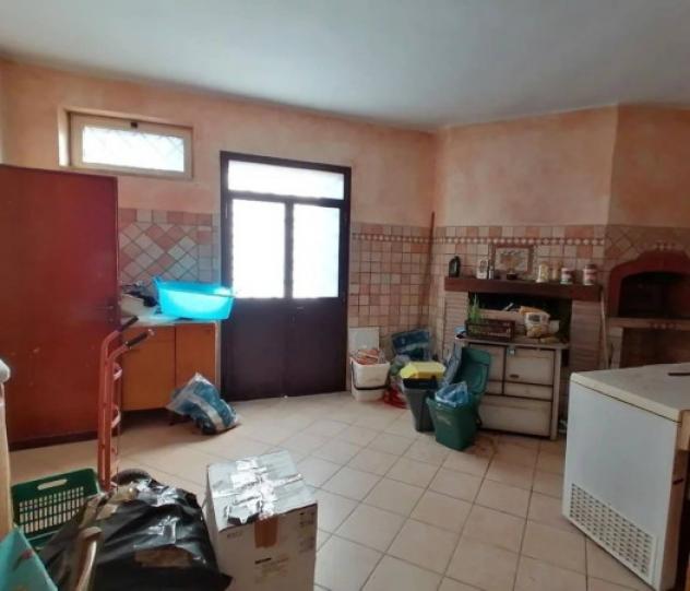 Immobile in asta di 209 m² con più di 5 locali e box auto in vendita a Fara in Sabina - Foto 8