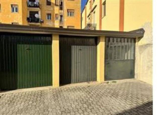 Immobile in asta di 96 m², box auto in vendita a Turbigo - Foto 2