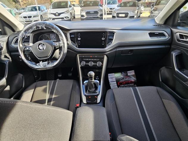 Volkswagen T-Roc 1.6 TDI SCR Business BlueMotion Technology - Foto 5