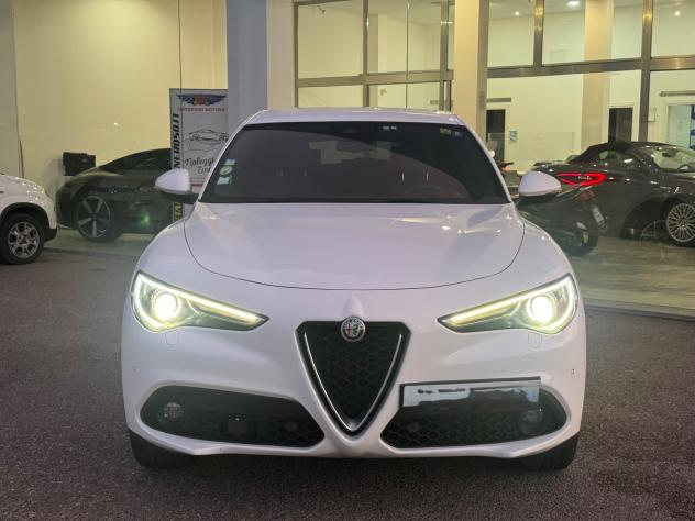Alfa Romeo Stelvio 2.2 Turbodiesel 210 CV AT8 Q4 Super