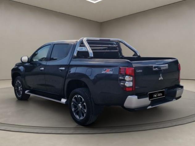 MITSUBISHI L200 2.3 D Club Cab 4x4 Easy Select Invite Connect rif. 24130885 - Foto 3