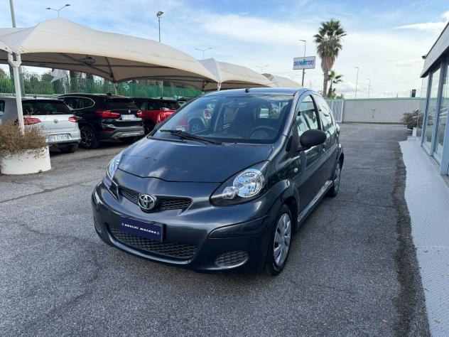 Toyota Aygo 1.0 12V VVT-i 5 porte - Foto 2