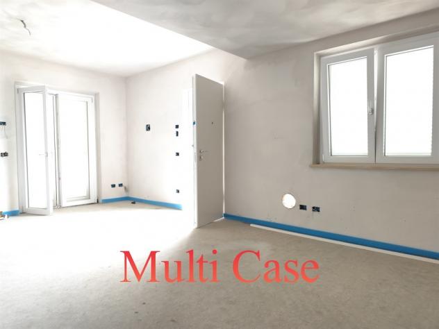 NUOVE VILLETTE CON GIARDINO A 8 MINUTI DAL MARE - CAPEZZANO PIANORE (LU) - Foto 13