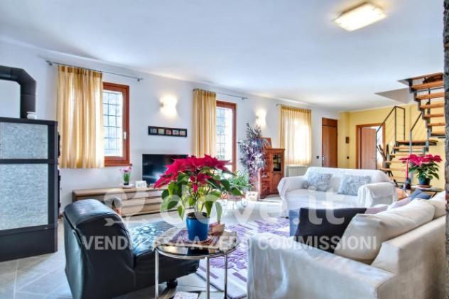Villa di 234 m² con 5 locali e box auto doppio in vendita a Luzzana - Foto 7
