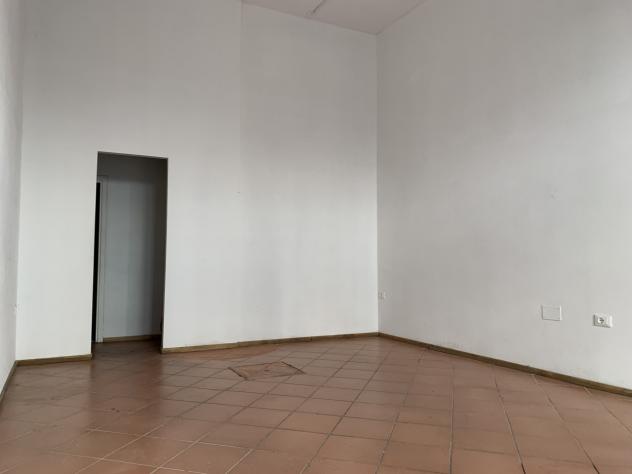1 Vetrina in affitto a Pontedera - Foto 4