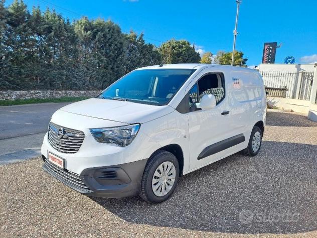 Opel combo 2020 attrezzato 3 posti - Foto 4