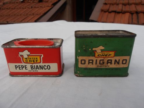 vecchi contenitori metallici - Foto 3