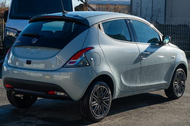 Lancia Ypsilon 1.2 69 CV 5 porte GPL - Foto 4