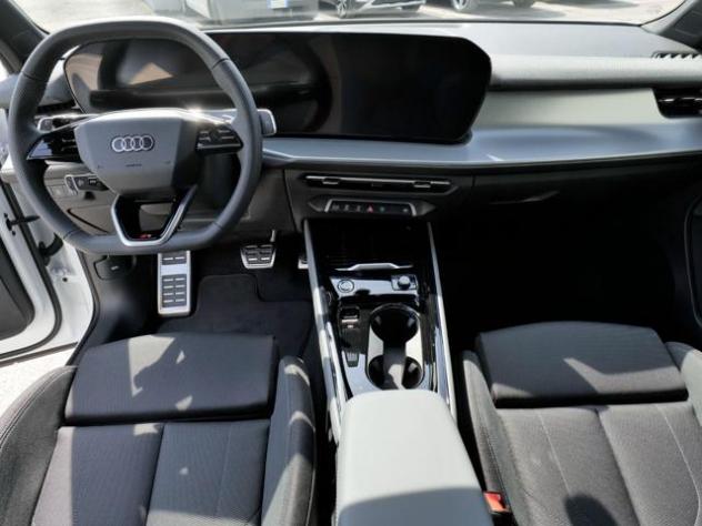 AUDI Q3 NEW 2.0 Tdi 150cv S-tronic S-line edition rif. 23993546 - Foto 7