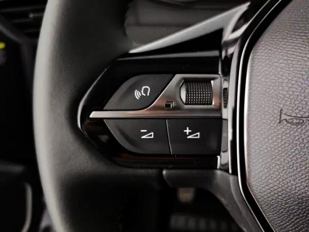 Peugeot 2008 1.2 PURETECH 100CV S&S ALLURE PACK - Foto 4
